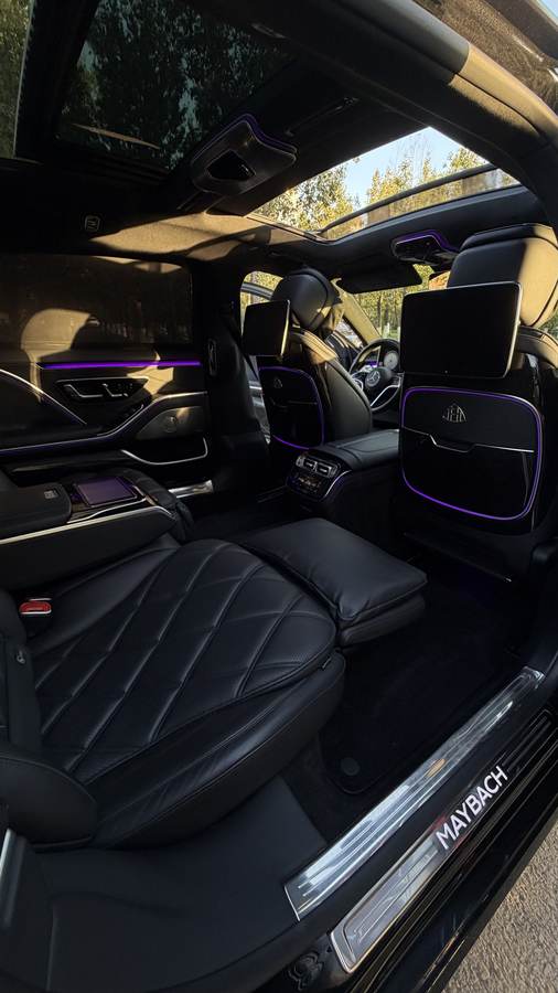 Mercedes-Maybach S-Class W223 — Кресла